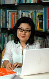 李德順[藝術學博士，攝影師·設計師]