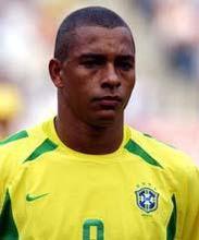 吉爾伯托[1976年生巴西中場吉爾伯托&middot;席爾瓦]