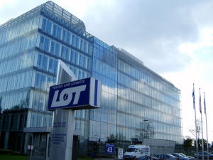 LOT波蘭航空總部大樓