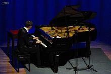 戴維&middot;布雷德