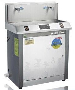 幼稚園專用直飲機