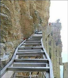 玻璃懸空棧道 玻璃懸空棧道