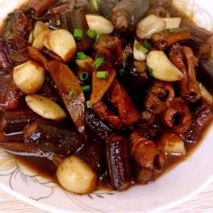 大蒜頭燒黃鱔段 大蒜頭燒黃鱔段