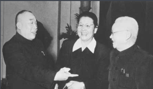 邵力子（右）與著名人口學家馬寅初（左）