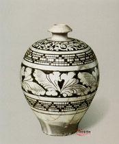 北宋當陽峪窯白釉花瓶 北宋當陽峪窯白釉花瓶