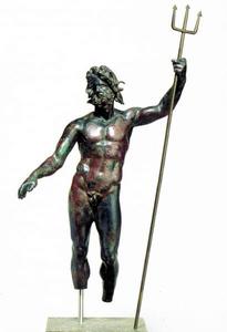 海神波塞冬（公元前130年的青銅像）