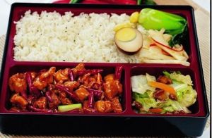 辣子雞便當 辣子雞便當