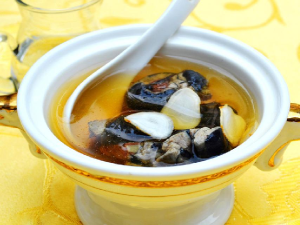 西洋參靈芝烏雞湯 西洋參靈芝烏雞湯