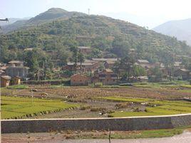 堰溝邊村 堰溝邊村