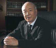 新華人壽保險股份有限公司董事長 康典