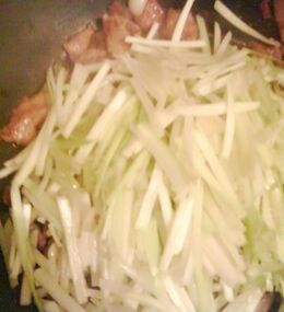 韭黃小炒肉 韭黃小炒肉