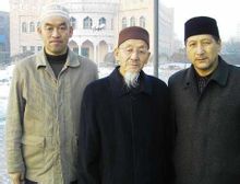 中間者即馬安泰阿訇