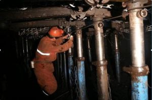 安全帽識別儀在煤礦行業中的套用