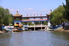 哈素海上的人工水閘