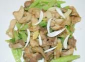 宮廷雞絲炒菊花