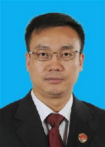 肖亮[上海市人民檢察院第二分院檢察員]