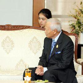 炳·廷素拉暖 炳·廷素拉暖