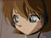 專心聽母親聲音的灰原哀