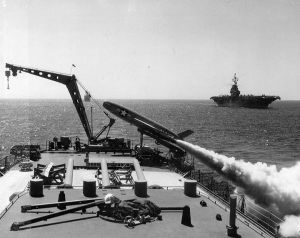 1957年8月，完成SCB-125改建的提康德羅加號返回太平洋艦隊，並在近岸執勤。