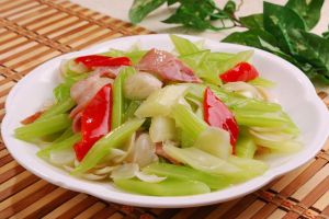 西芹百合炒培根 西芹百合炒培根