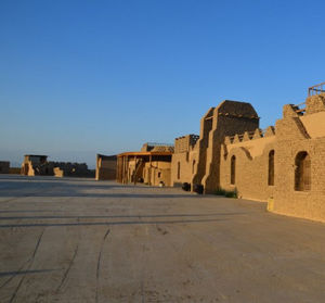 艾丁湖海底古民居 艾丁湖海底古民居