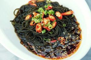 肉丁海帶相思面 肉丁海帶相思面