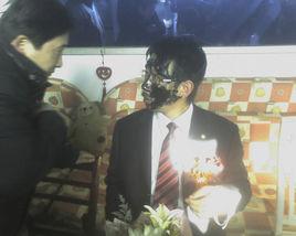 女婿抹黑臉 女婿抹黑臉