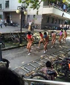 河海大學男生裸奔事件 河海大學男生裸奔事件