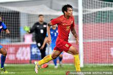 龍成[足球運動員]