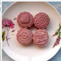 奶香紫薯冰皮月餅 奶香紫薯冰皮月餅