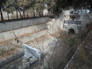 群力放水洞石刻 群力放水洞石刻