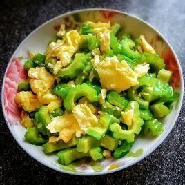 炒苦瓜 炒苦瓜