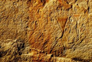 康家石門子岩畫 康家石門子岩畫