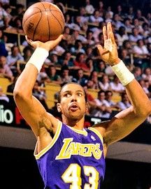 米查爾·湯普森 米查爾·湯普森