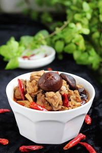 秘制香菇啤酒鴨 秘制香菇啤酒鴨