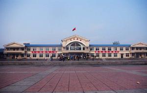 鳳凰城站 鳳凰城站