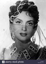 吉娜&middot;勞洛勃麗吉達