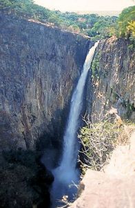 卡蘭博瀑布 卡蘭博瀑布