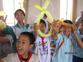 從化市鰲頭鎮中心國小 從化市鰲頭鎮中心國小