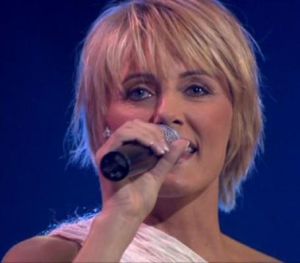 丹娜雲妮 丹娜雲妮