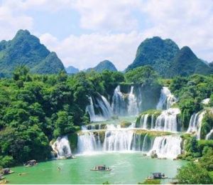 大新德天瀑布 大新德天瀑布