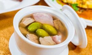 青欖冬瓜豬展湯 青欖冬瓜豬展湯