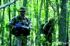 熱帶山嶽叢林地作戰