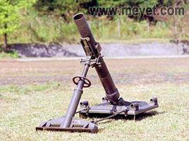 美國M—2式化學迫擊炮 美國M—2式化學迫擊炮