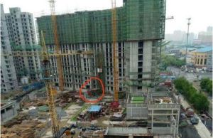 4·25河北衡水升降梯折斷事故