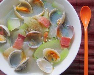 鯽魚火腿蛤蜊湯 鯽魚火腿蛤蜊湯