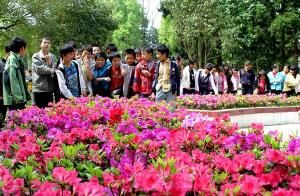 革勒車鄉民族中學