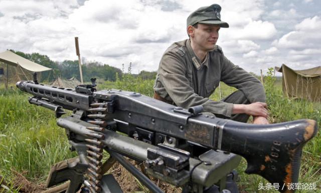 吃老本二十多年發愁武器太多?這小國軍事實力直追超級大國 吃老本二十多年發愁武器太多?這小國軍事實力直追超級大國