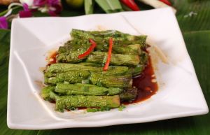 豉油皇茄子 豉油皇茄子