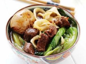 牛肉板面 牛肉板面